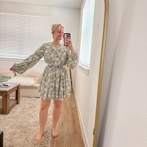 Lulus floral dress size medium